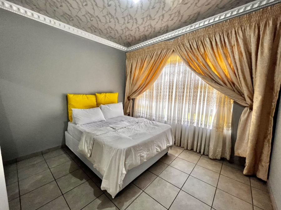 3 Bedroom Property for Sale in Rustenburg North North West